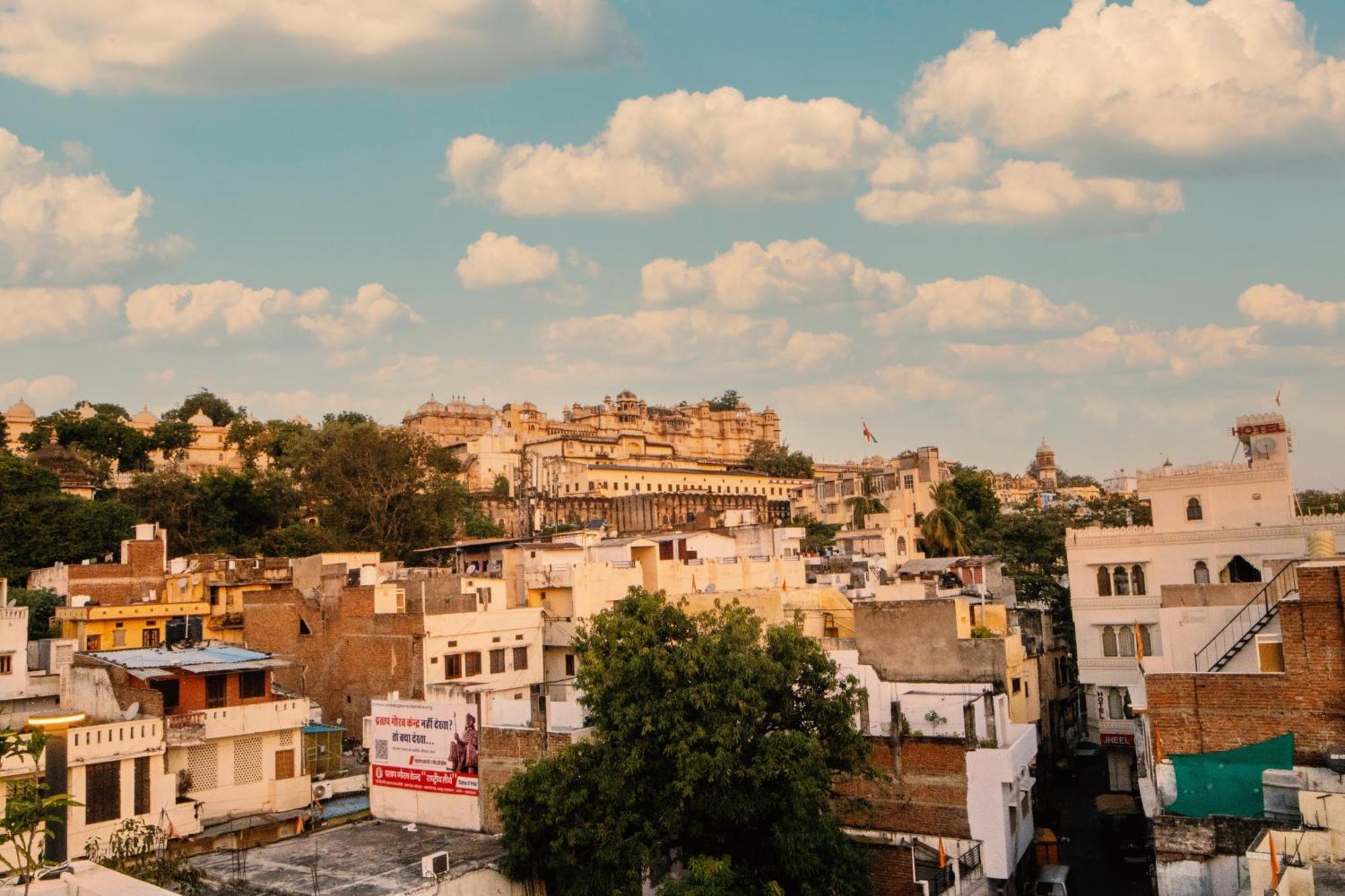 Footprint Hostel Udaipur Bagian luar foto