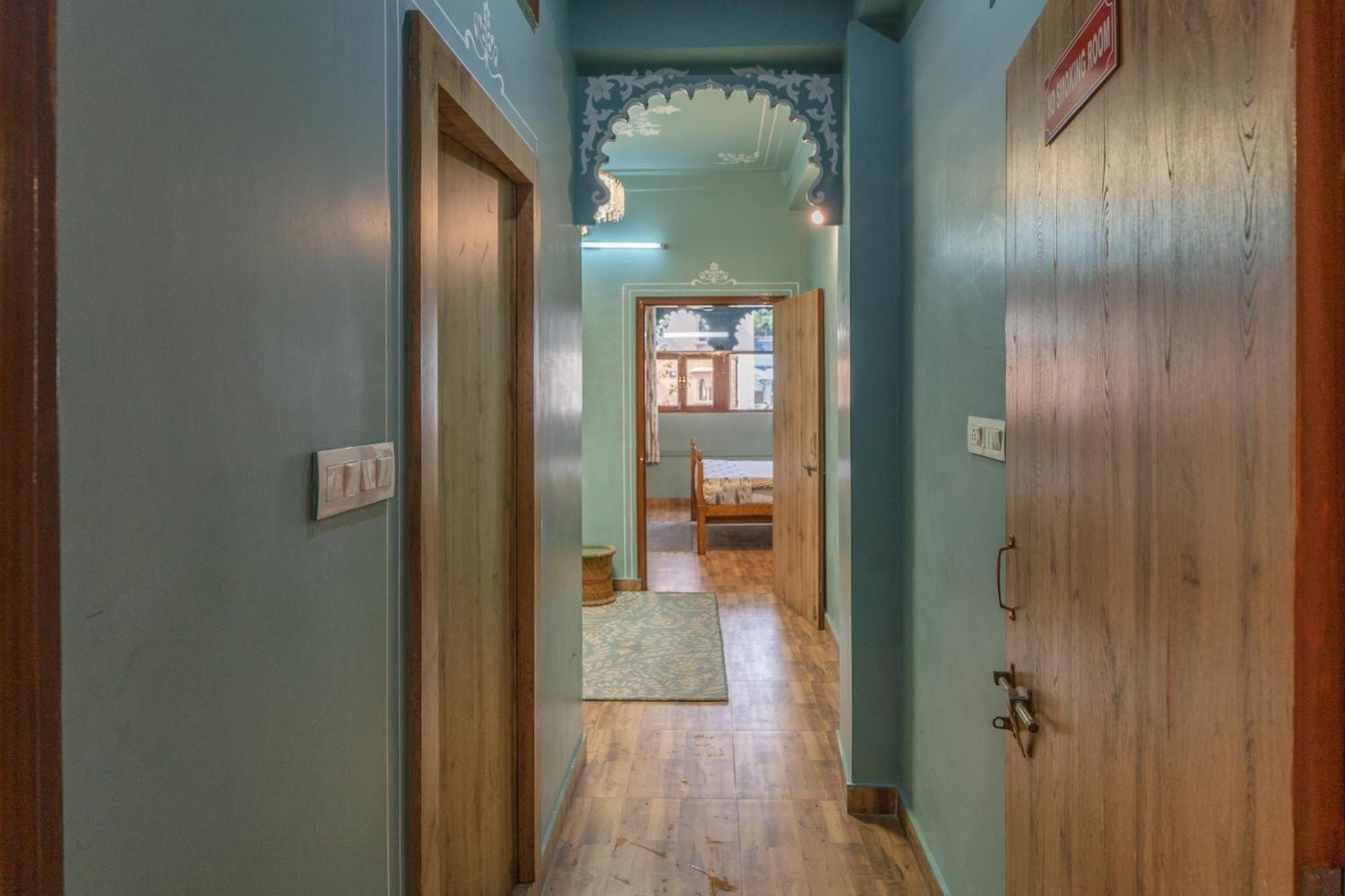 Footprint Hostel Udaipur Bagian luar foto
