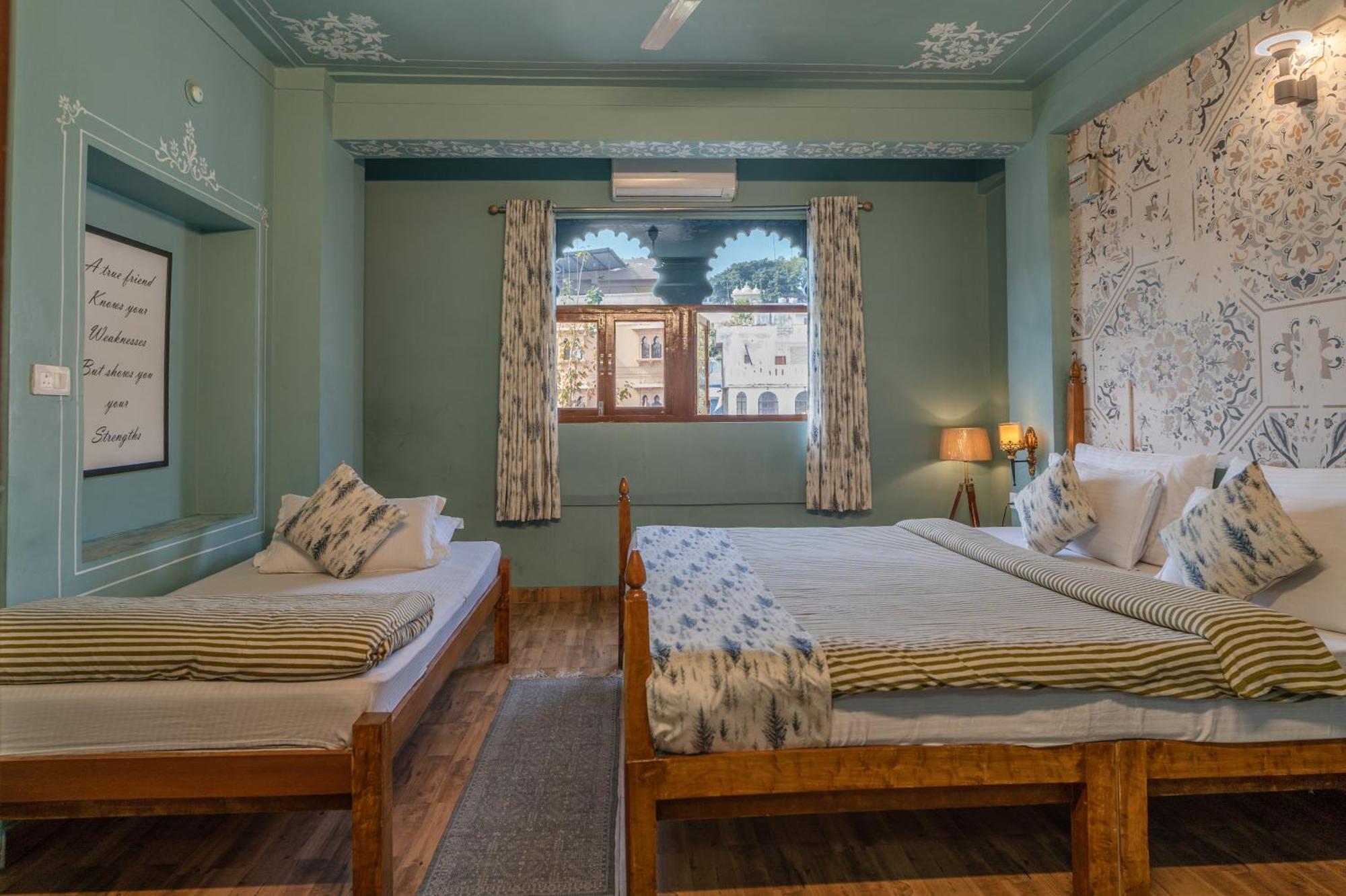 Footprint Hostel Udaipur Bagian luar foto